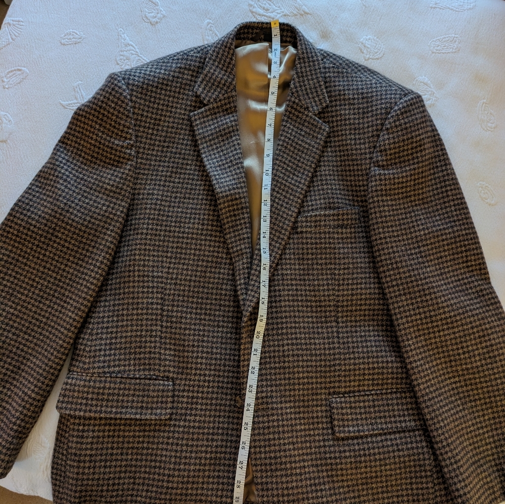 Kroon,Houndstooth brown and tan sport coat roon
